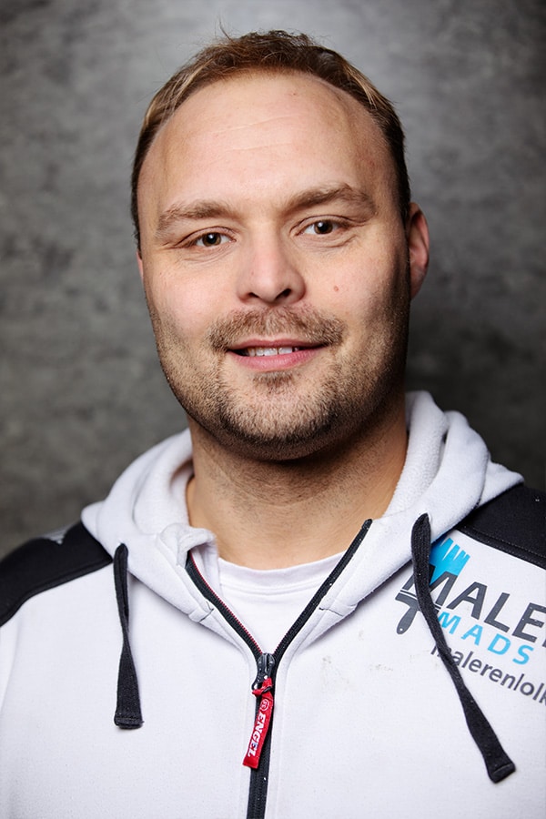 Brian Mike Hansen - Malersvend udlært - Siden 1998